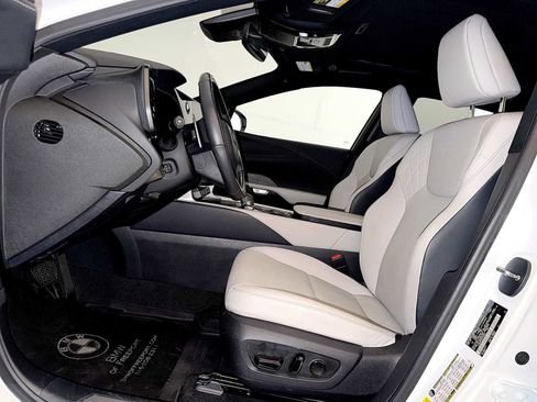 Used 2023 Lexus RX 350 Premium w/ Accessory Package AWD/4WD image 9