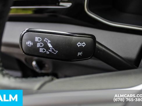 Used 2025 Volkswagen Jetta Sport FWD image 27