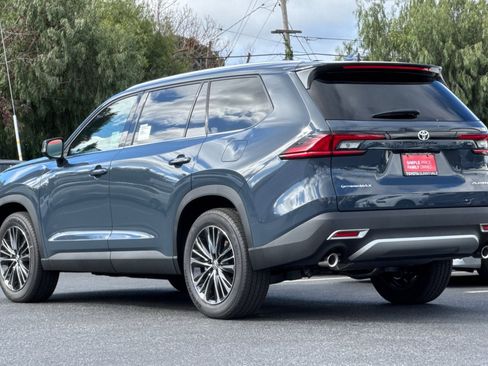 New 2026 Toyota Grand Highlander AWD Hybrid image 7