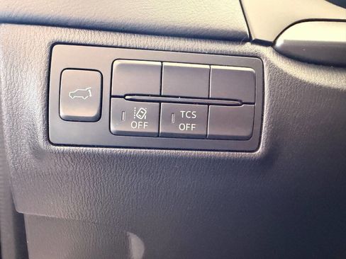 Used 2019 MAZDA CX-9 Touring image 38