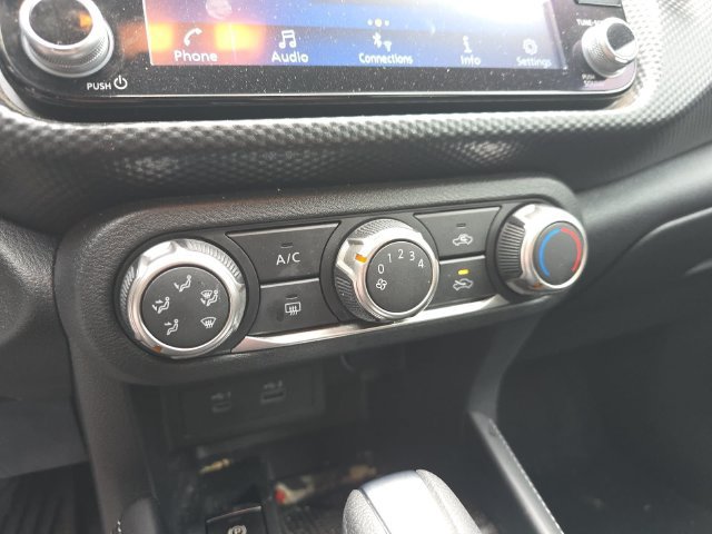 Used 2024 Nissan Kicks SV FWD image 20