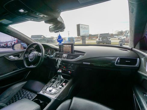 Used 2017 Audi RS 7 Prestige w/ Carbon-Optic Package image 14