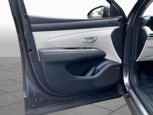 Used 2025 Hyundai Tucson Limited AWD/4WD image 24