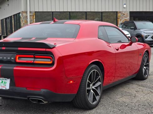 Used 2017 Dodge Challenger R/T Scat Pack w/ Leather Interior Group image 50