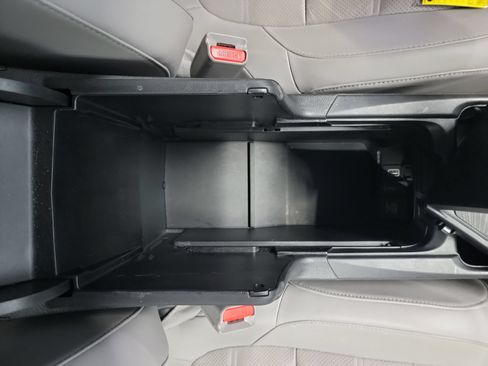 Used 2017 Honda CR-V Touring image 29