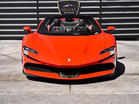 Used 2025 Ferrari SF90 Spider AWD/4WD image 18