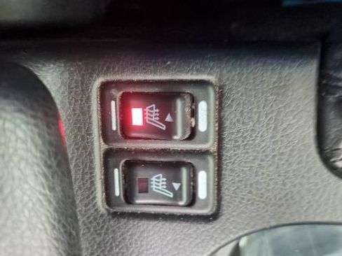 Used 2013 Subaru Impreza WRX Premium AWD/4WD image 8