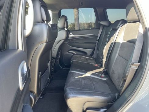 Used 2022 Jeep Grand Cherokee Laredo X image 25