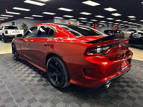 Used 2020 Dodge Charger R/T w/ Plus Group image 9