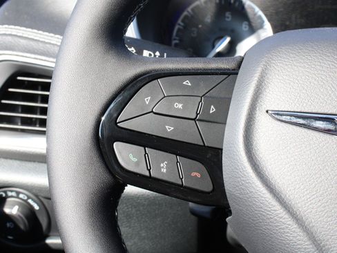 New 2026 Chrysler Pacifica Limited w/ S Appearance Package image 12