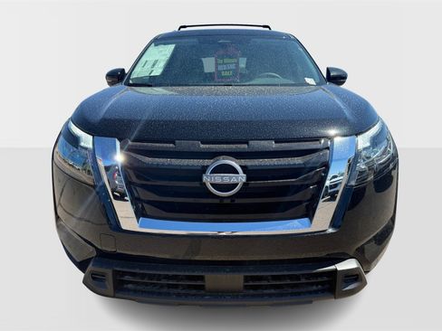 New 2025 Nissan Pathfinder SV w/ Cargo Package image 9