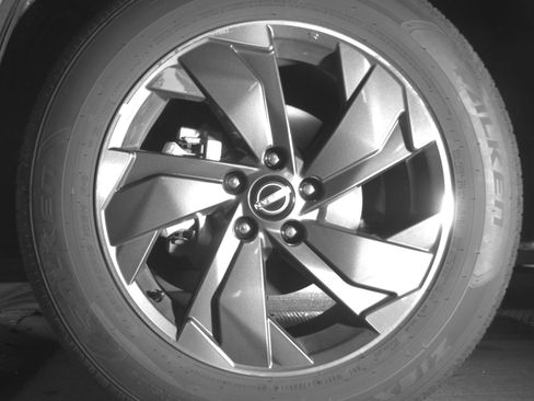 Used 2025 Nissan Rogue SV FWD image 12