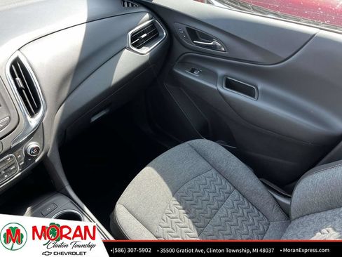 Used 2023 Chevrolet Equinox LT AWD/4WD image 28