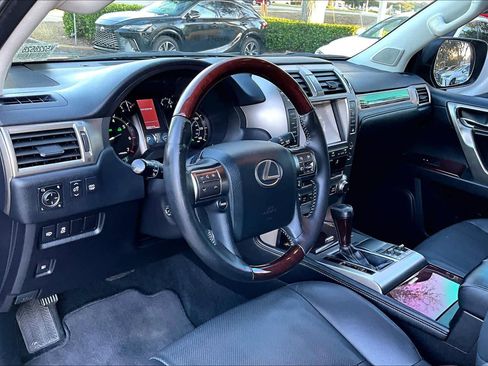 Used 2019 Lexus GX 460 Premium image 18
