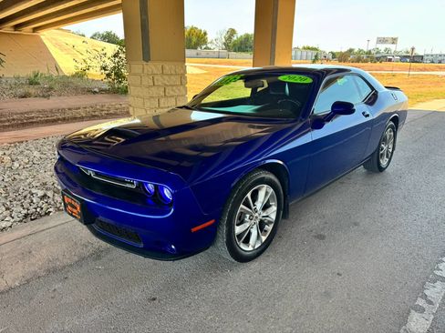 Used 2020 Dodge Challenger GT w/ Plus Package AWD/4WD image 7