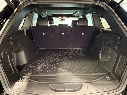 Used 2022 Jeep Grand Cherokee Limited w/ Trailer Tow Group IV image 23