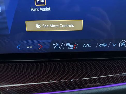 Used 2024 Chevrolet Traverse RS w/ LPO, Floor Liner Package image 36