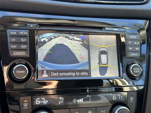 Used 2017 Nissan Rogue Sport SV w/ SV Premium Package image 36