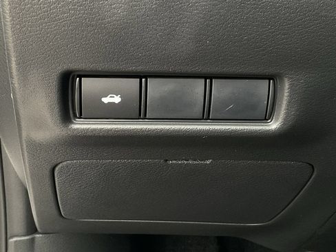 New 2026 Nissan Sentra SV w/ Floor Mat Package FWD image 24