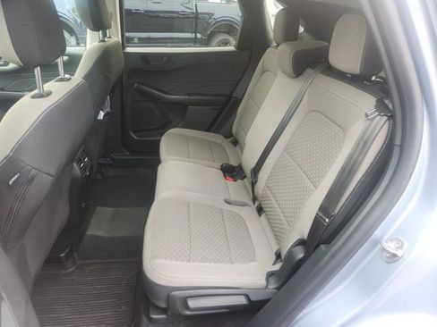 Used 2022 Ford Escape SE w/ Cold Weather Package image 11