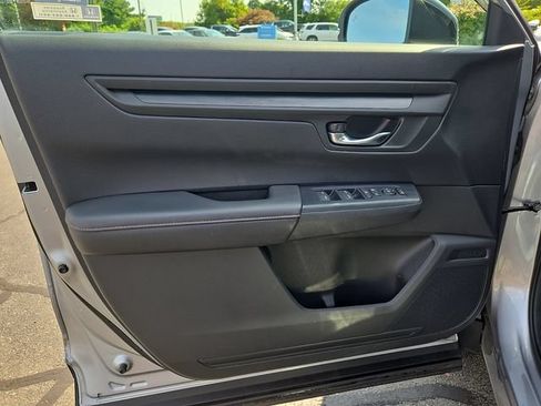 Used 2024 Honda CR-V Sport image 12