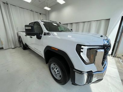 New 2026 GMC Sierra 2500 Pro w/ Convenience Package