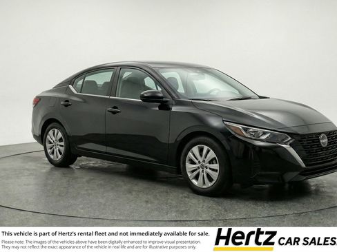Used 2025 Nissan Sentra S image 1