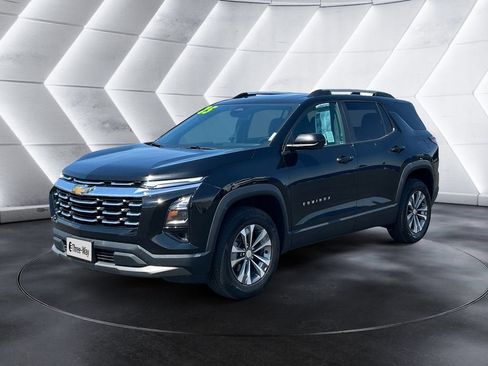 Certified 2025 Chevrolet Equinox LT w/ Convenience Package II AWD/4WD image 1