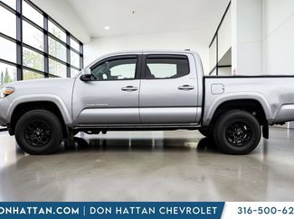 Used 2020 Toyota Tacoma SR5 AWD/4WD video 2