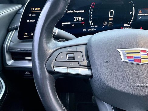 Used 2024 Cadillac XT4 Premium Luxury image 19