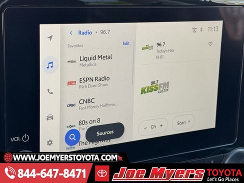 Used 2025 Toyota Highlander LE image 18