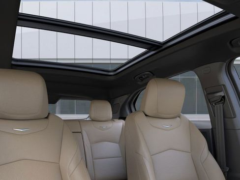 New 2025 Cadillac XT4 Premium Luxury image 24