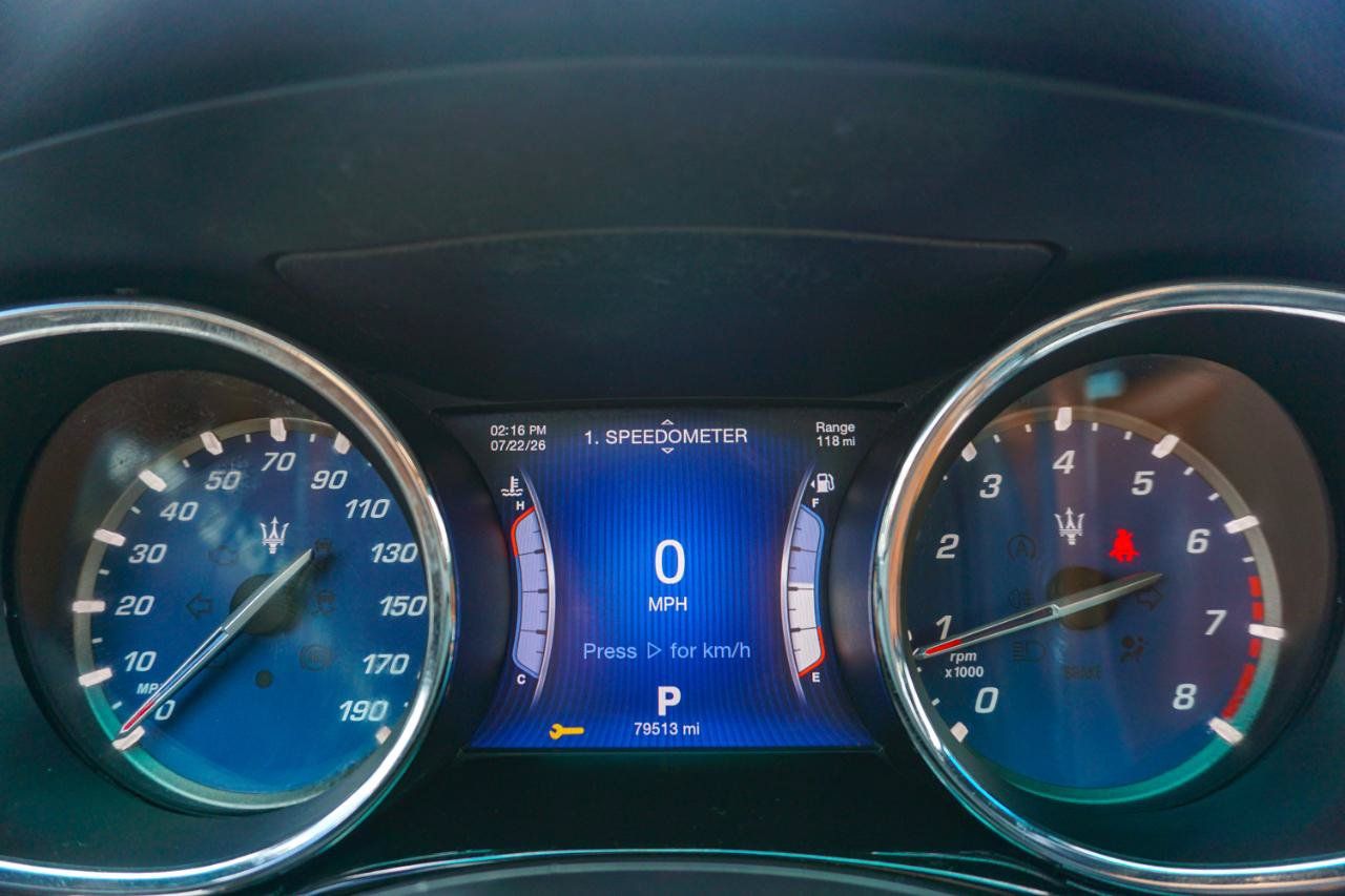 Used 2015 Maserati Quattroporte S Q4 AWD/4WD image 16