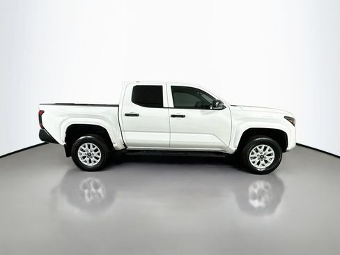 Used 2024 Toyota Tacoma SR RWD image 4