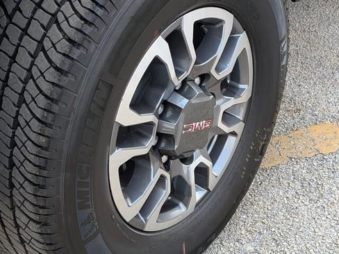 New 2026 GMC Sierra 3500 SLE w/ SLE Value Package image 7