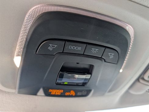 Used 2022 Toyota Corolla Cross LE image 13