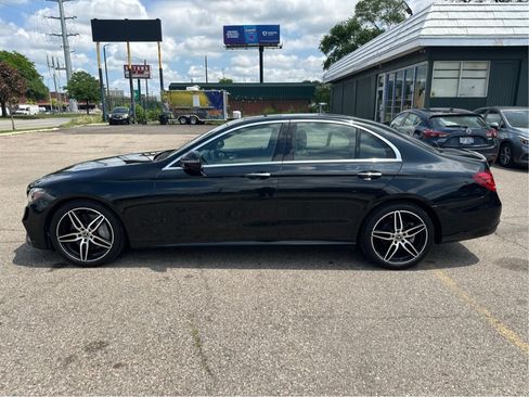 Used 2020 Mercedes-Benz E 350 4MATIC Sedan w/ Parking Assistance Package image 3