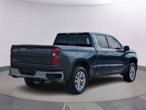 Used 2020 Chevrolet Silverado 1500 LTZ w/ LTZ Plus Package AWD/4WD image 6