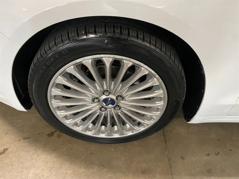 Used 2016 Ford Fusion Titanium FWD image 19