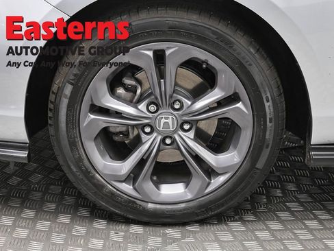 Used 2024 Honda Accord EX image 32