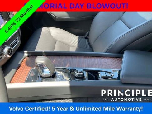 Certified 2023 Volvo XC60 B5 Plus FWD image 19