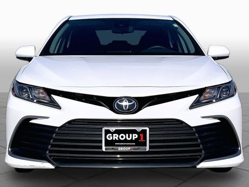 Used 2023 Toyota Camry LE FWD image 4