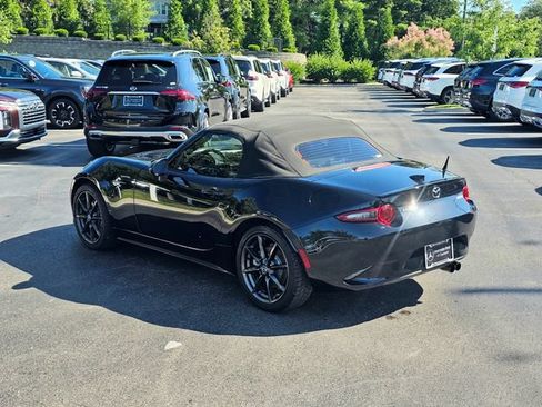 Used 2016 MAZDA MX-5 Miata Club RWD image 11