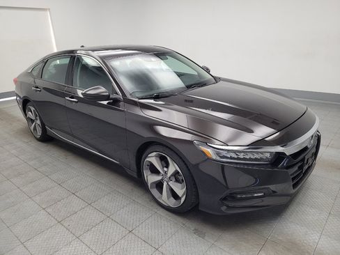 Used 2018 Honda Accord Touring image 13