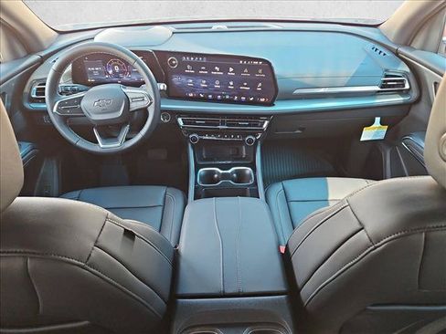 New 2026 Chevrolet Traverse LT w/ Midnight/Sport Edition FWD image 15