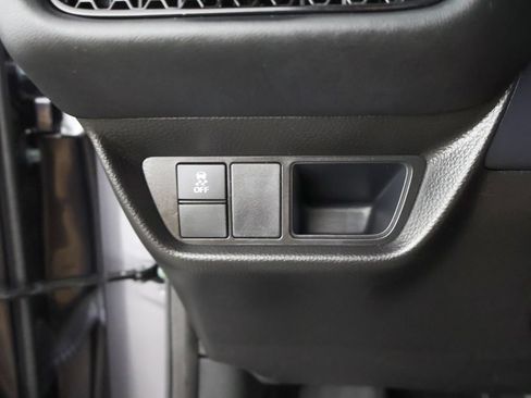 Used 2025 Honda HR-V LX image 32
