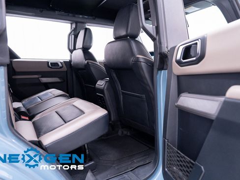 Used 2022 Ford Bronco Wildtrak image 40