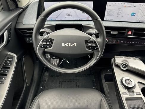 Used 2024 Kia EV6 Wind RWD image 15