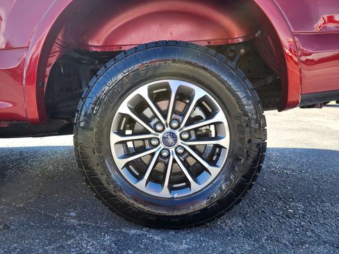 Used 2019 Ford F150 XLT w/ Equipment Group 302A Luxury AWD/4WD image 20
