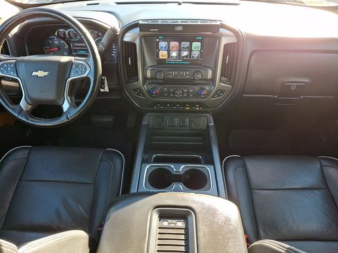 Used 2017 Chevrolet Silverado 1500 High Country image 15